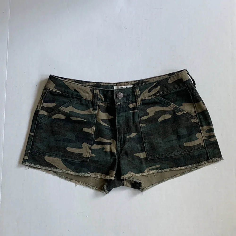 Forever 21 Camo Jean Shorts Khaki Tan Green 27 - Picture 12 of 13